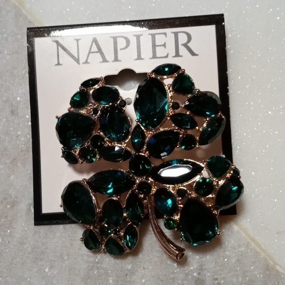NWT Napier 4 leaf clover brooch